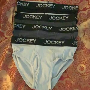 Boy’s Jockey Cotton Blend Briefs Underwear 4 Pack Size Large (14-16”)